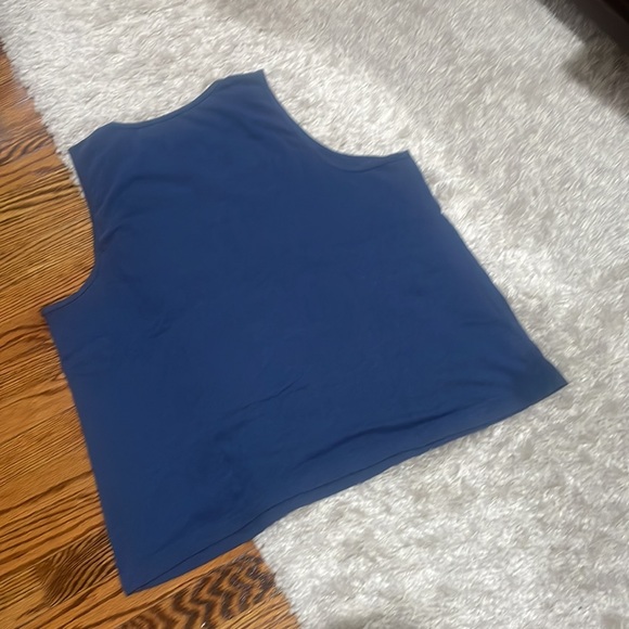 Amazon Essentials Men’s tank Size XL Color Blue - Picture 2 of 3